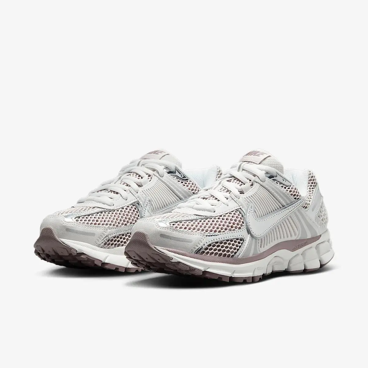 Nike Zoom Vomero 5 Metallic Silver Platinum Violet (Women's