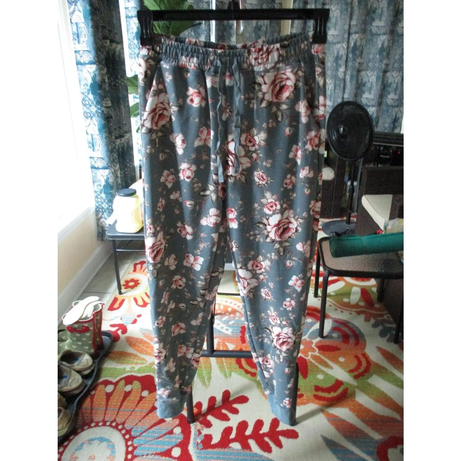 LuLaRoe NWT Jax Small Slate Pink White Green Floral Joggers Sweatpants