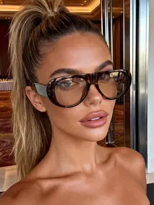 Vintage Small Frame Oval Design Women's Sunglasses, Casual Geometric Pattern, PC Material, All Seasons, Perfect for Travel and Parties