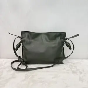 Pre-owned Loewe Flamenco Green Leather Drawstring Clutch Bag Auth ZZ116 26.05.21