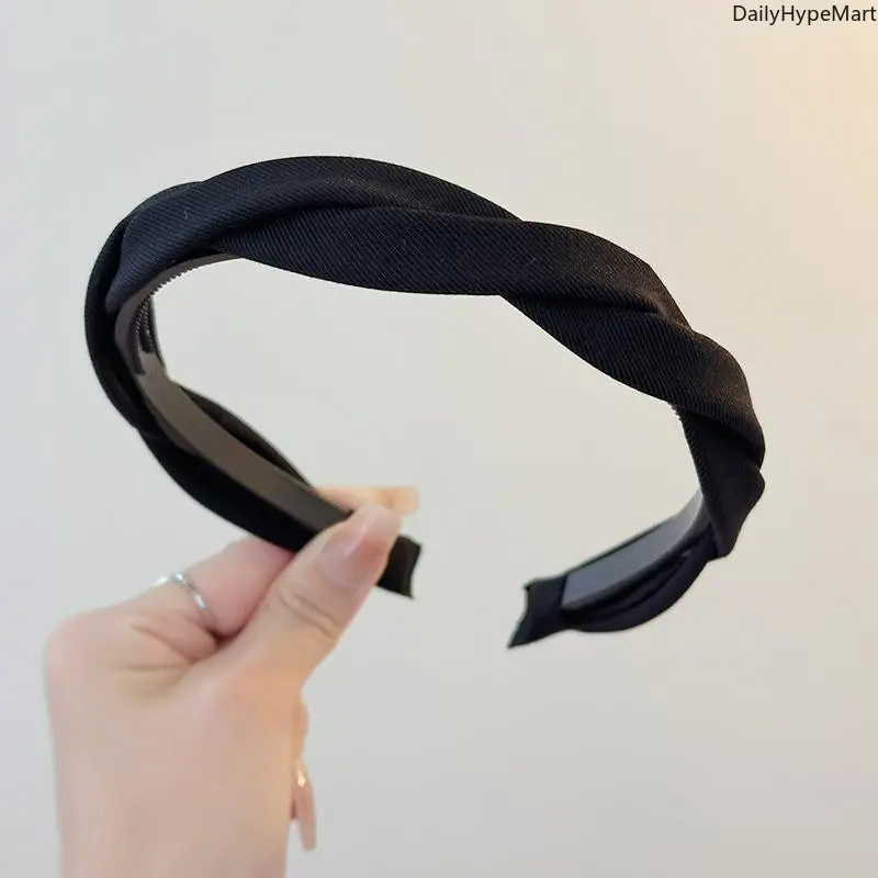 Retro Braided Headbands for Women with Volumizing Bump and Anti-Slip Teeth for Christmas and Engagement Parties