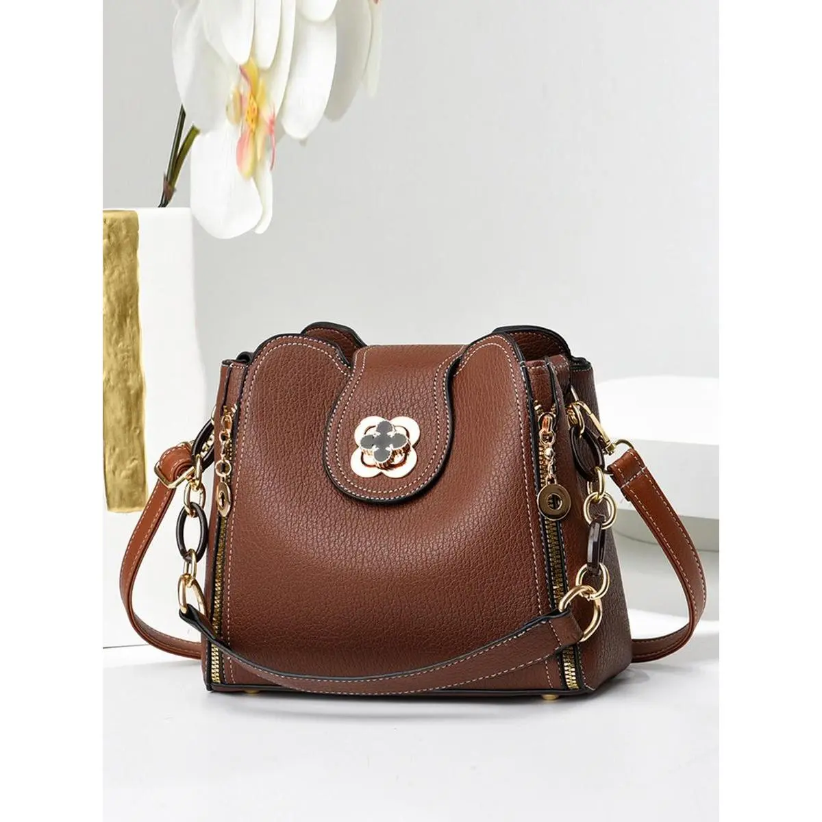 Women's Fashionable Solid Color Shoulder Bag,  New Style Trendy Versatile Buckle Decorated Shoulder Bag, Casual Trendy Versatile Daily Affordable Luxury Bag