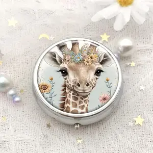 Cute Giraffe & Flower Pattern Round Metal Storage Box, Portable 3 Grid Mini Storage Organizer, Travel Pill Box, Vitamin Organizer, Supplement Organizer, Dustproof Medicine Organizer, Home Organizer for Home Office Outdoor Travel