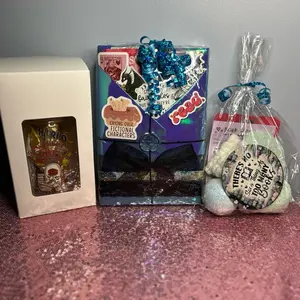 Mega Deluxe Blind Date With A Book Box Glass Cup Sweet Treats