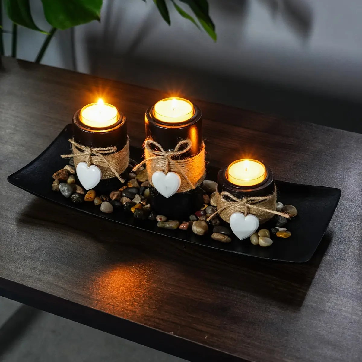 [Aura & Isle] 3-Piece Black European-Style Easy-to-Use Wooden Heart Candle Holders, Ideal for Home Bedroom Decor, Giftable, Candles Not Included