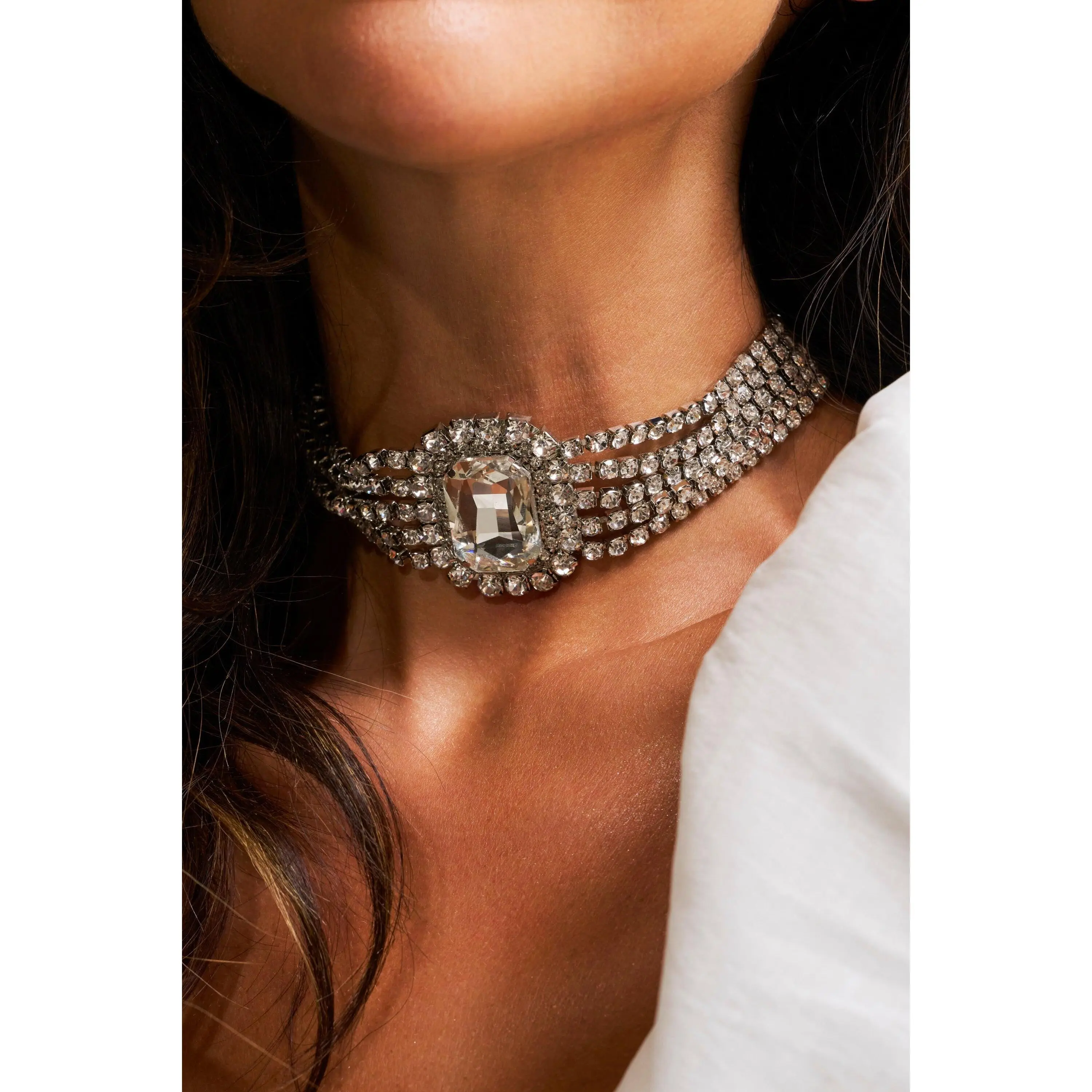 REGAL NECKLACE