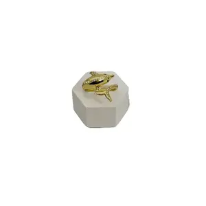 Dolphin Design White Zircon Costume Ring, Fashion Jewelry Accessory