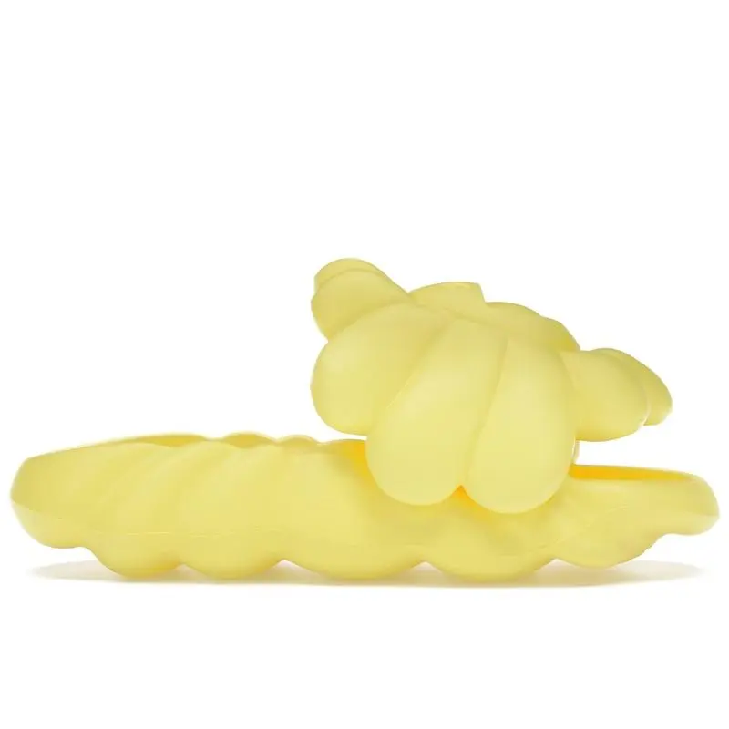 Takashi Murakami Men's Ohana Full-Bloom Slide Blazing Yellow, from StockX