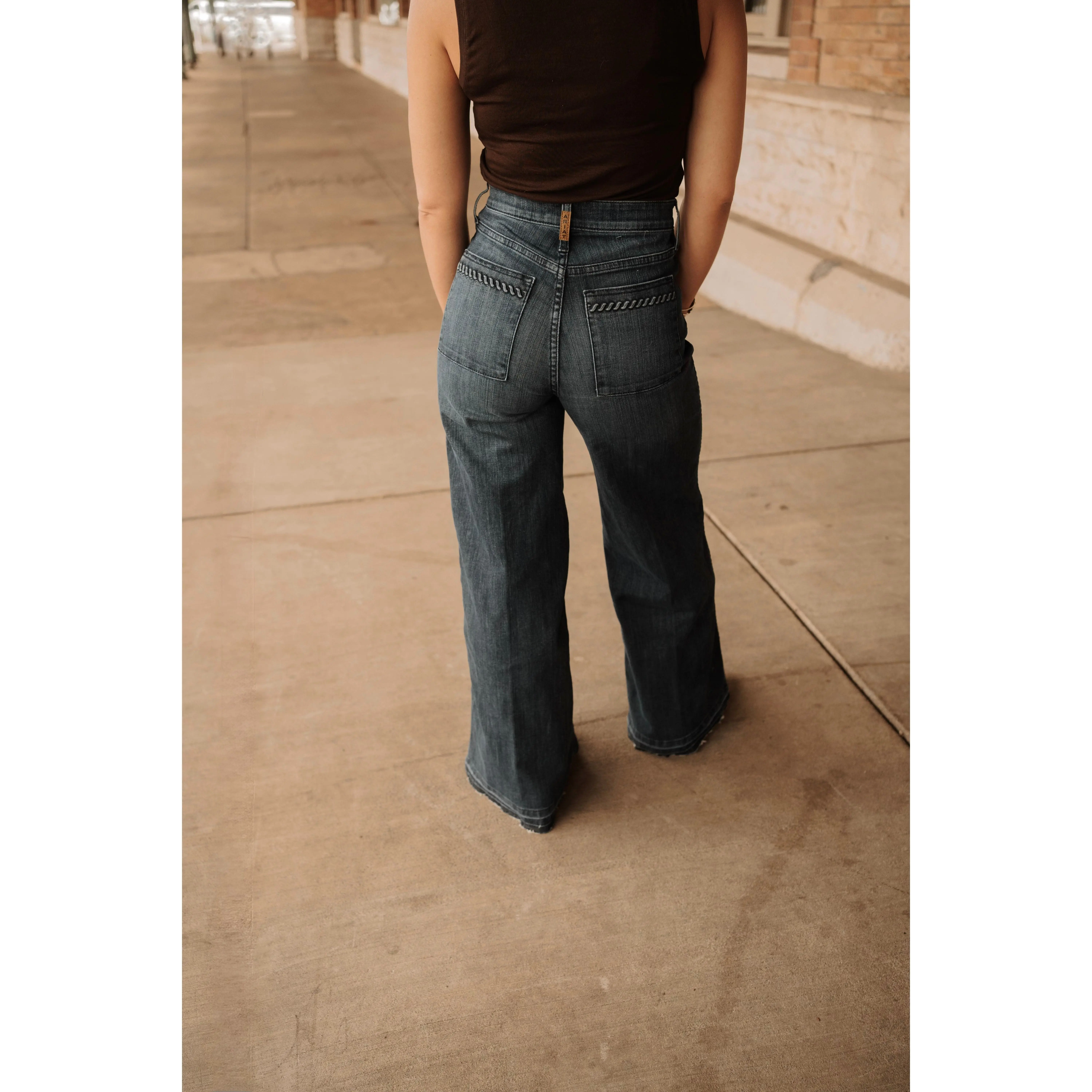 Ariat Women's Jill Ultra High Rise Wide Leg Trouser Jeans, Comfy Stretch Cotton Denim Western Style Bottoms, Women's Clothes