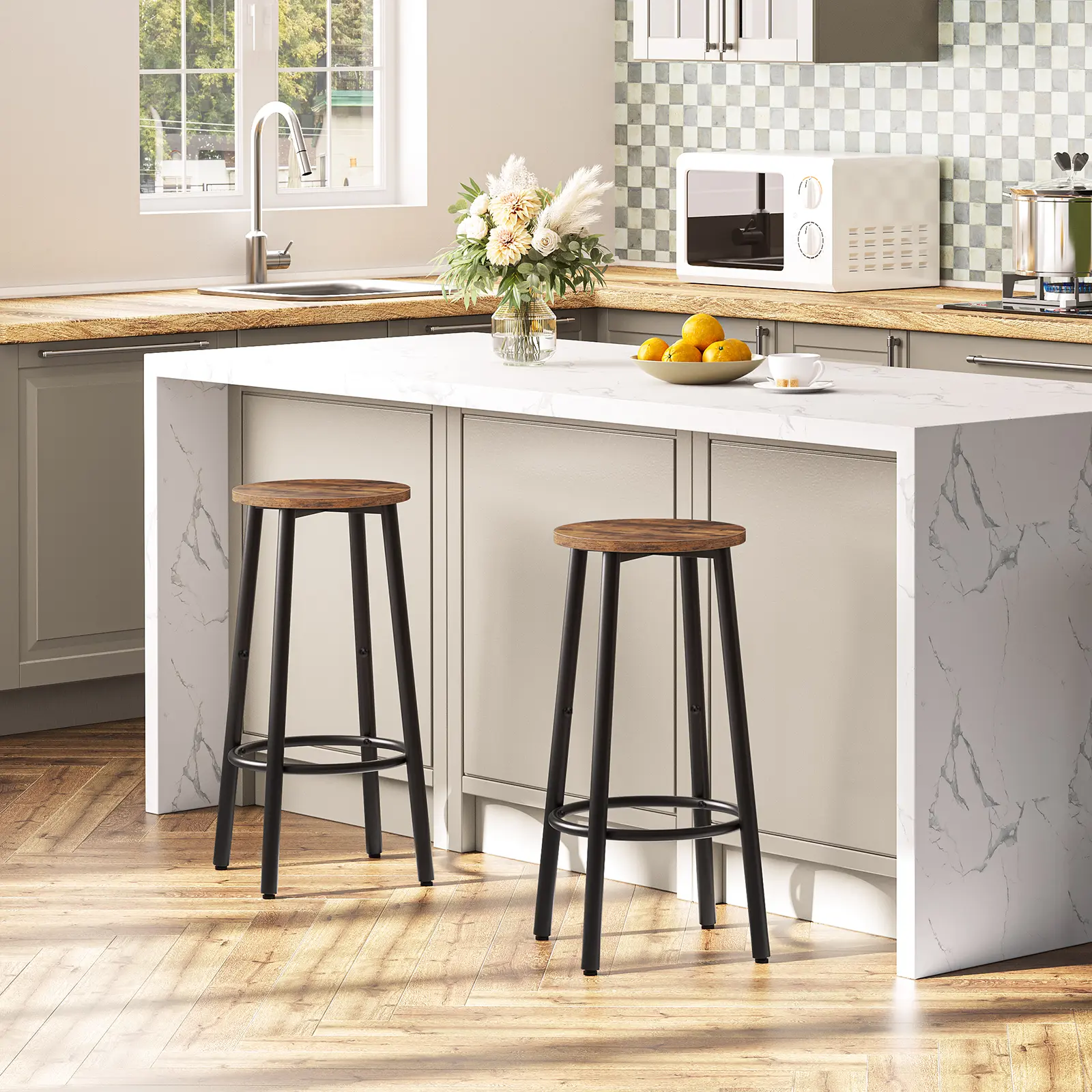 HOOBRO Set of 2 Bar Chairs, Kitchen Round Height Stools with Footrest, Breakfast Rustic Brown Bar Stools, Sturdy Steel Frame, for Dining Room, Kitchen, Party, Easy Assembly #SummerVibes