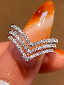 1 PC Romantic Cubic Zirconia Ring Sparkling Zircon Inlay For Women For Women For Wedding Engagement Party Jewelry Valentine's Day Gift Artificial Zircon Ring