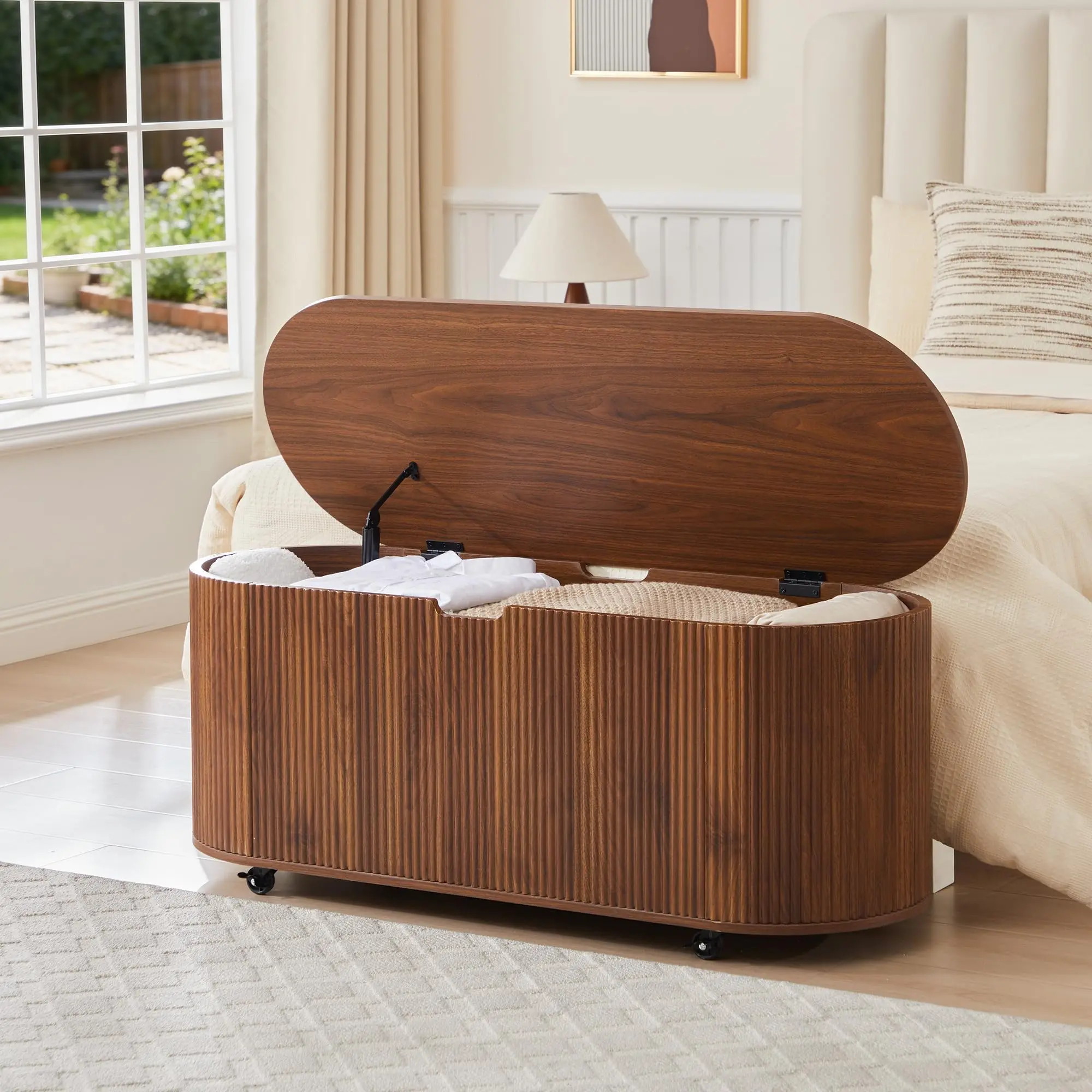 Giratree 43.3” Storage Bench with 4 Wheels, Fluted Oval Storage Chest with Safety Hinges, Modern Wooden End of Bed Bench, Large Storage Trunk Toy Chest with Lift Top for Entryway Bedroom Living Room