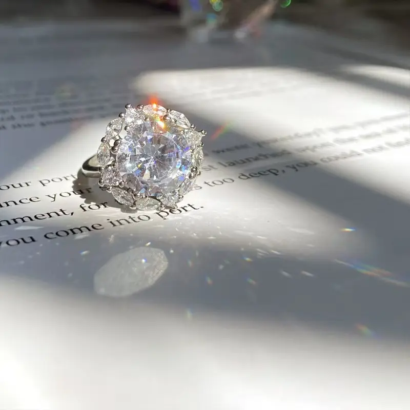 Female Adult Artificial Gemstone Sunflower Halo Ring - Ultra-Sparkling Cubic Zirconia Engagement Ring, Ideal for Proposals, Weddings, Prom, Adults, Square Halo