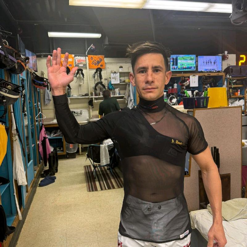 K2 BioKinetic Youth Sleeve - Lightweight Compression Sleeve with MuscleWeb Technology, Adjustable Detachable Body & Wrist Straps for Targeted Support