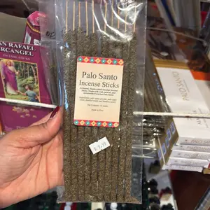 Palo Santo Incense Sticks - 10 Sticks, Handcrafted with Natural Ingredients, Made in Peru, Ideal for Rituals and Aromatherapy