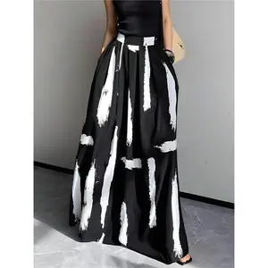 Women’s all-over print pocket design skirt, casual and fashionable long skirt for all seasons