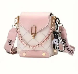 " Women's Trendy Plaid Mini Shoulder Bag with Bear Charm, Chain Strap, and Colorblock Design – Perfect for Casual Outings and Daily Use Earth Yellow Black"