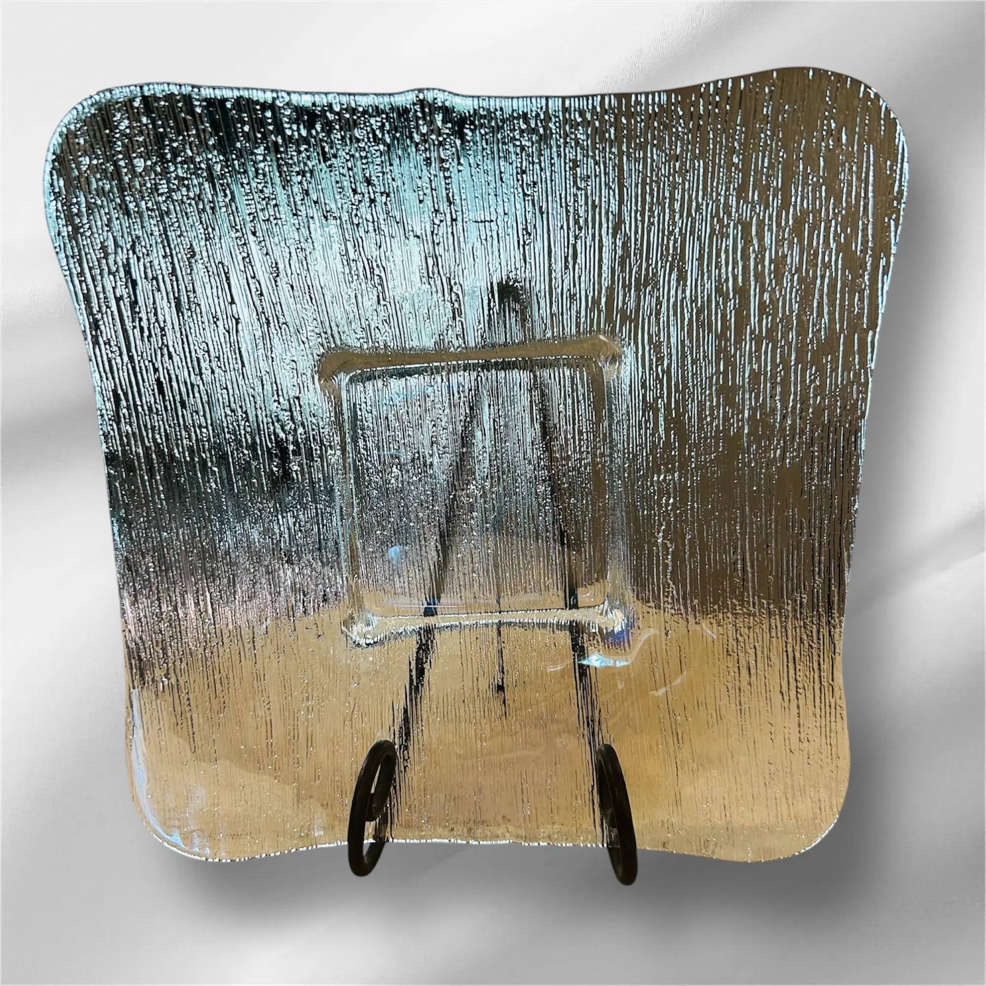 Waterfall Glass Flat Vase