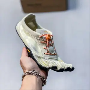 Five-toe shoes for women, indoor yoga and Pilates, barefoot comprehensive training, anti-slip fitness exercise shoes