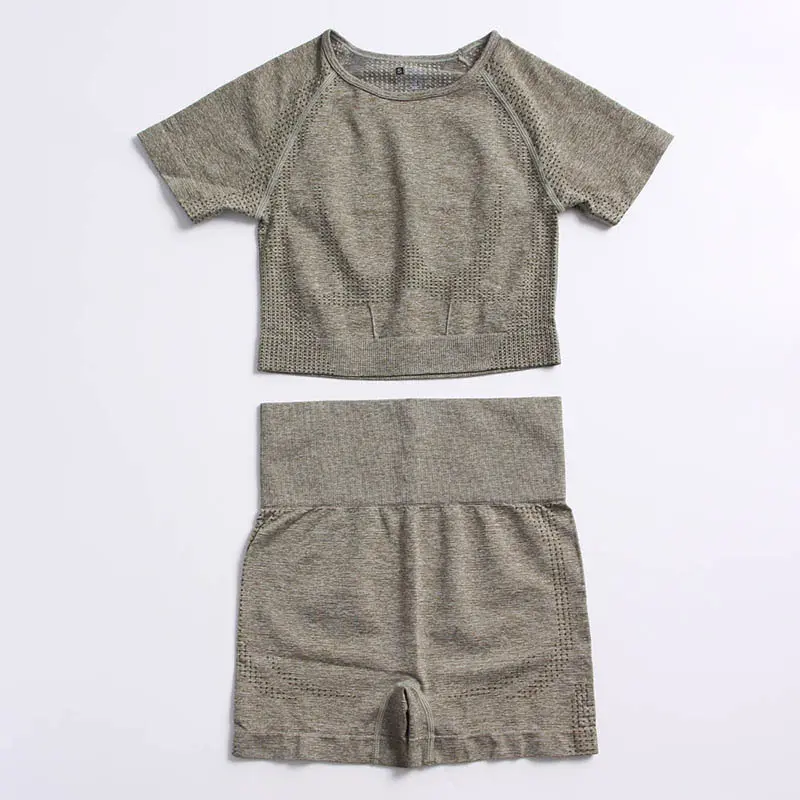 Military green short sleeved shorts set