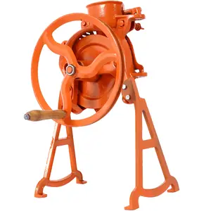 Hand Corn Sheller Heavy Duty Shelling Machine Manual Farm Corn Thresher Corn Remover Tools Hand Sheller with Wooden Handle Cast Iron Manual Thresher Kitchen Utensils