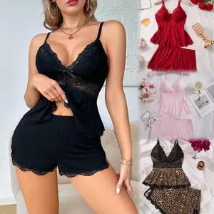 Women's Plain Lace Patchwork Cami Top with Bow & Shorts PJ Set, Adjustable Spaghetti Strap Camisole & Elastic Waist Shorts, Ladies Sleepwear for All Seasons, Breathable Loungewear for Nightwear and Home Comfort