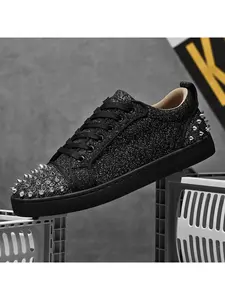 Fashionable rivet men's board shoes are suitable for daily wear, men's casual shoes, niche trendy men's shoes, Sneaker, Trainer