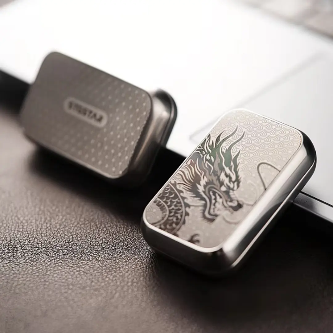 1Count Unbox the Dragon Power 304 Stainless Steel Infinite Card Pusher with Dragon Pattern, EDC Fidget Toy, Stress Relieving Accessory, Stress Relieving Item