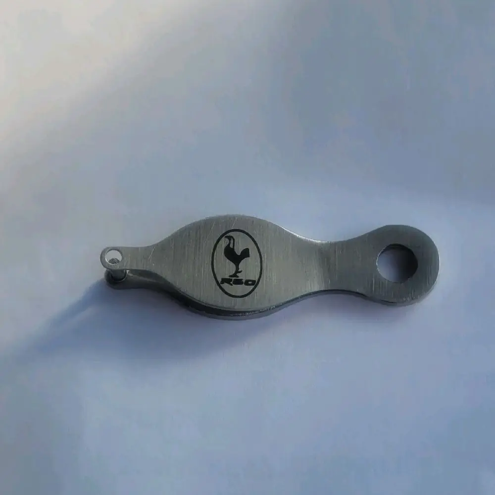 Marca Pollitos/ Chick Toe Punch Marca Pollitos/ Chick Toe Punch