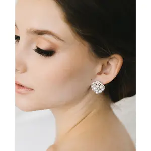 Pearl Cluster Stud Earrings