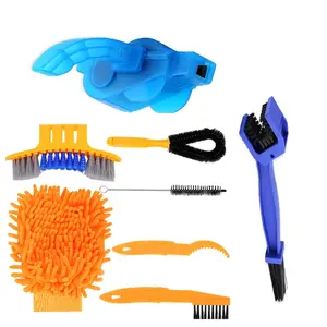 Bicycle Chain Cleaner Kit, Bike Maintenance Tools, Large Brush and Cloth, Essential Cycling Gear, Easy-To-Use Cleaning Set