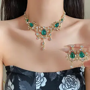 Diamond-encrusted leaf and water drop pendant necklace DDXL0039, fashionable court style, elegant collarbone chain, fresh and sweet, 14K gold-plated