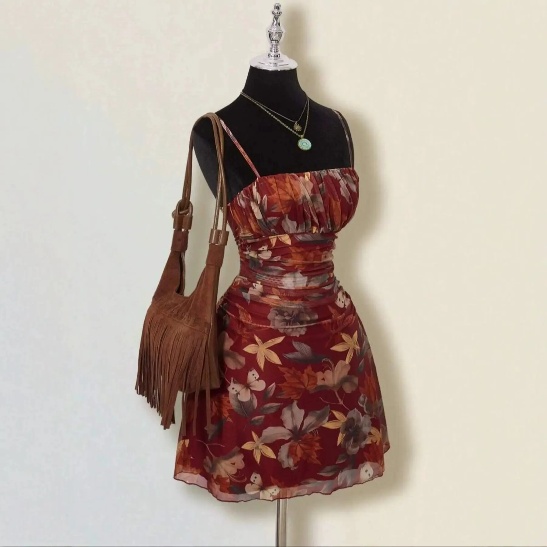 Women's casual U-neck backless side-slit slim-fit mini mesh dress, suitable for going out, with vintage maple leaf print