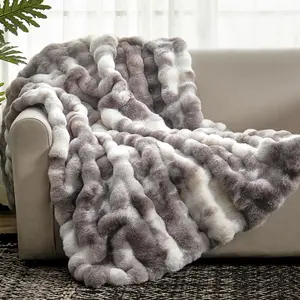 Luxurious Rabbit Faux Fur 'Huge Throw Blanket Soft & Comfortable perfect for a Sofa Bed Travel Office Bedroom Decor