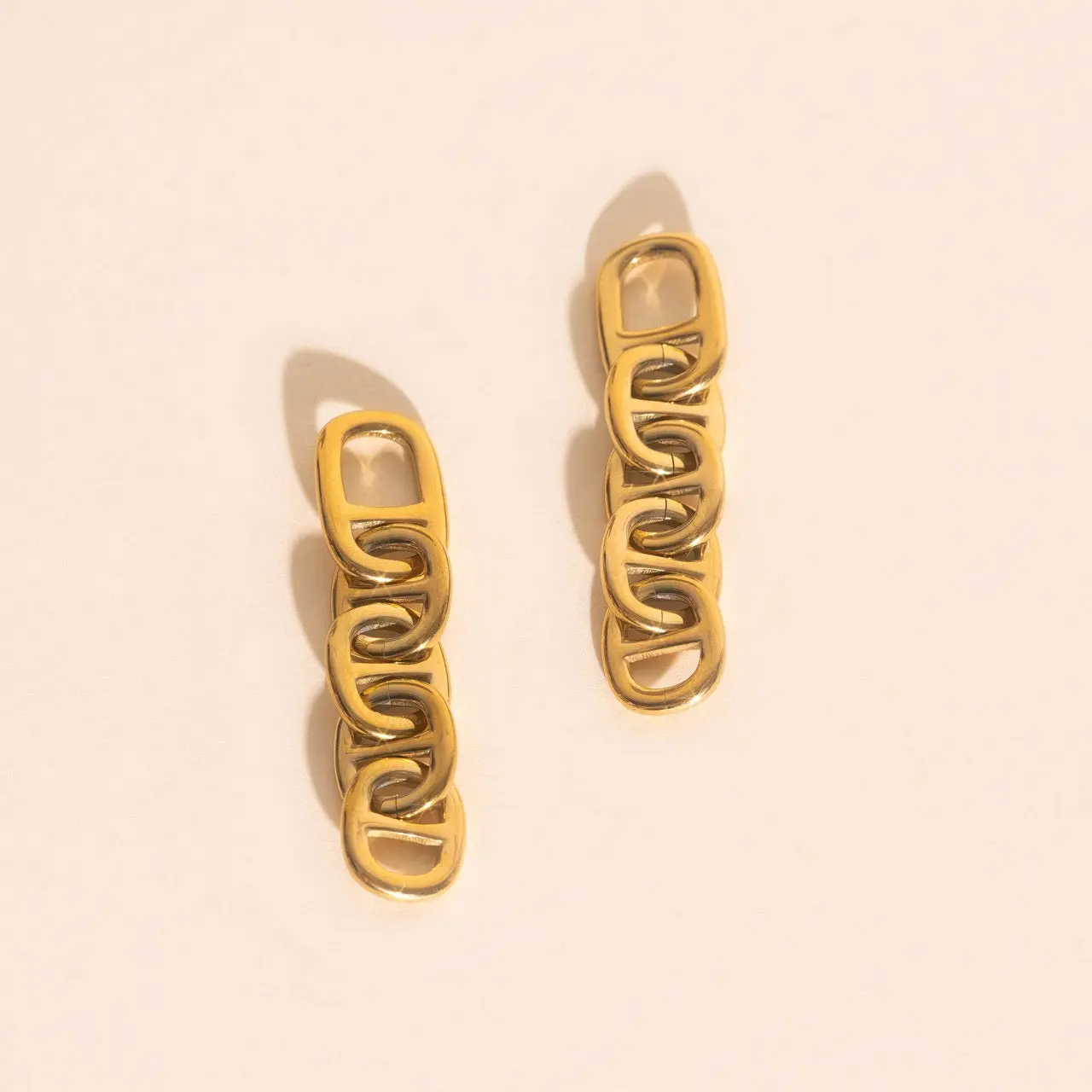 Chain Chunky Huggie Hoop Charms Chain Chunky Huggie Hoop Charms
