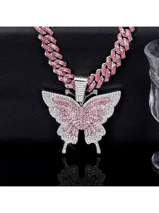 Gradient Butterfly Pendant with Cuban Link Necklace | Taking the butterfly wing outline as the carrier, it creates rich layered visual tension through two-tone gradient transition