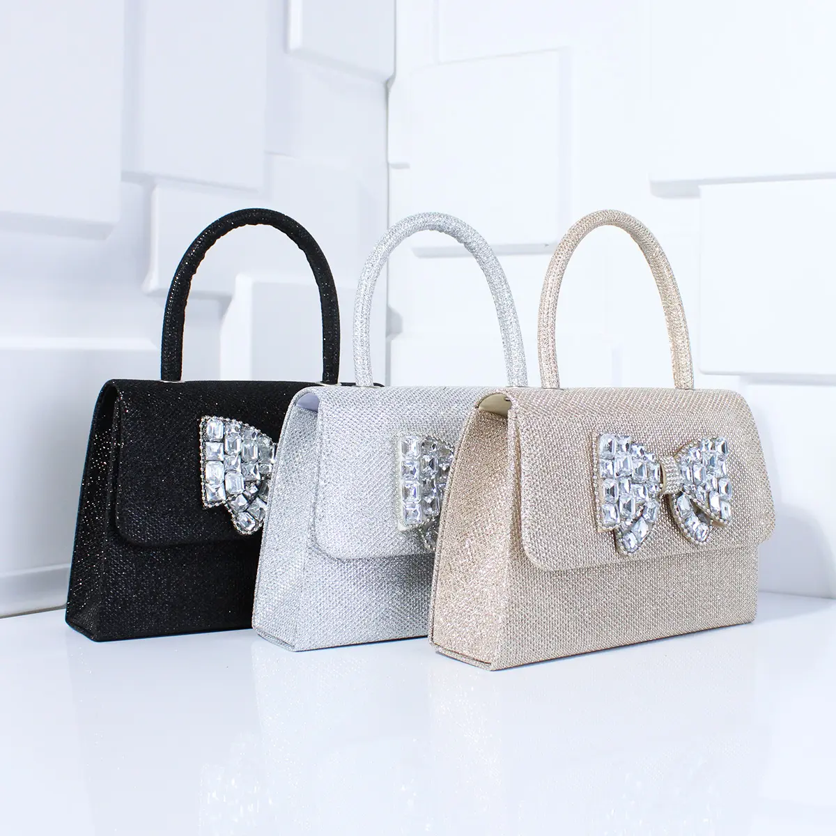 Fashion Sparkle Bow Dinner bag Wedding Tote Chain Tote Elegant shoulder bag Crossbody bag fashionable glitter Purse Luxury