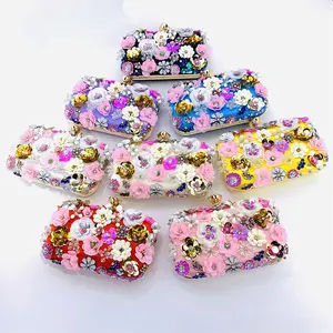 Fashion Clutch Bag Handmade Flower Beaded Bag Banquet Wedding Party Bag Clutch Bag Shoulder Bag design even Rhinestone Flower bolso  elegante design even