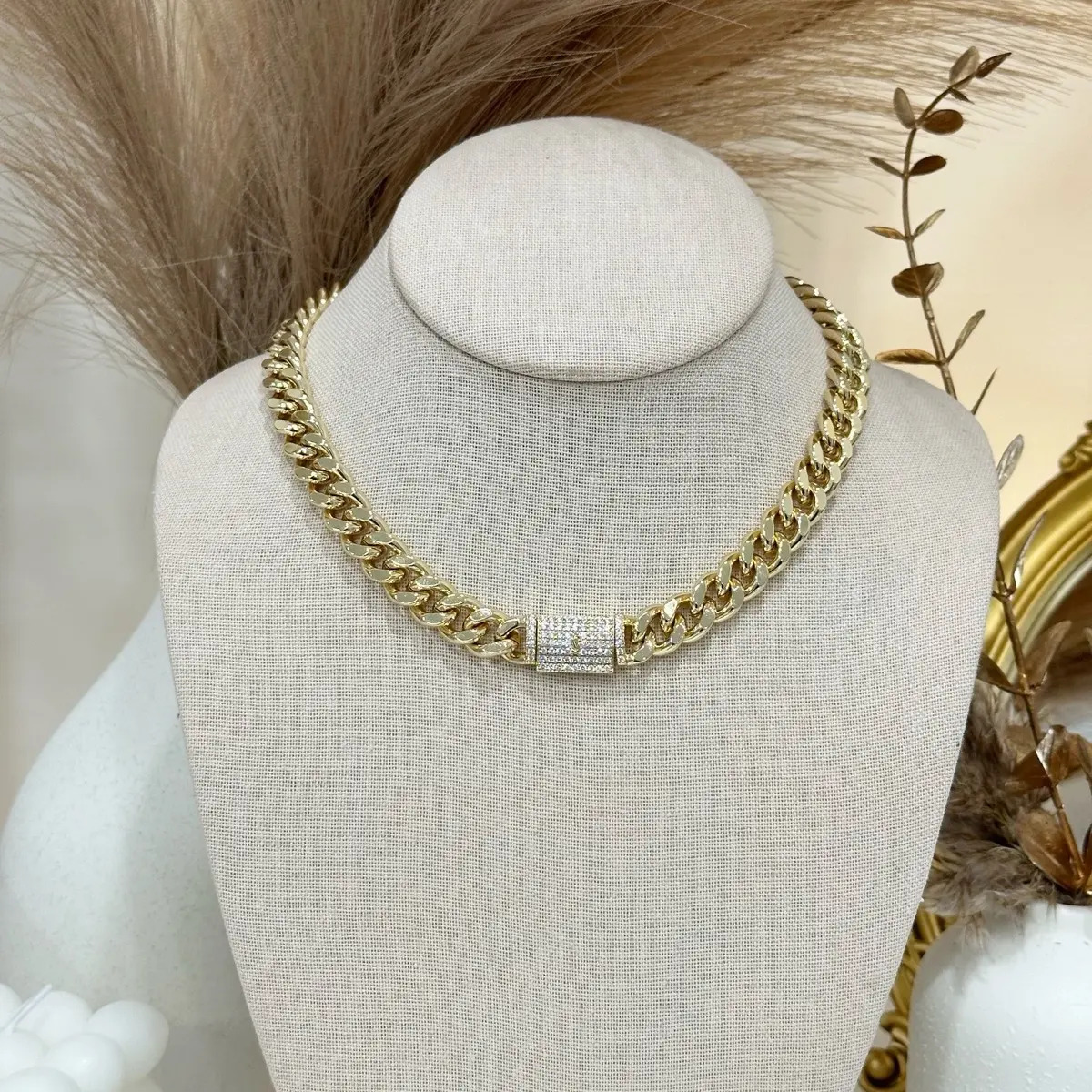 Cadena Mónaco - Luxury Men's Fashion Accessory