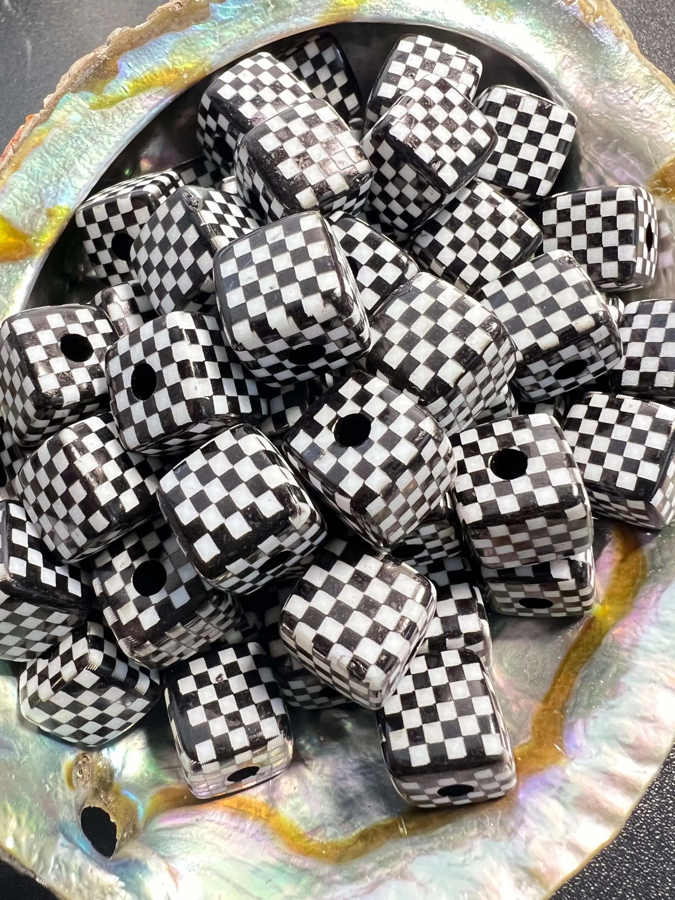 CB1- (10PCS)- 13mm Black & White Cube/Square Checkered/Gingham Pattern Beads For DIY