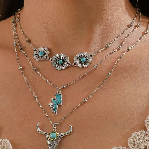 3 Pcs/set Women's Turquoise Western Cowboy Vintage Charm Necklaces Set, Boho Style Costume Jewelry Alloy Necklace, Multi-Element Pendant Jewelry Gift for Women & Girls, Party Style Accessories