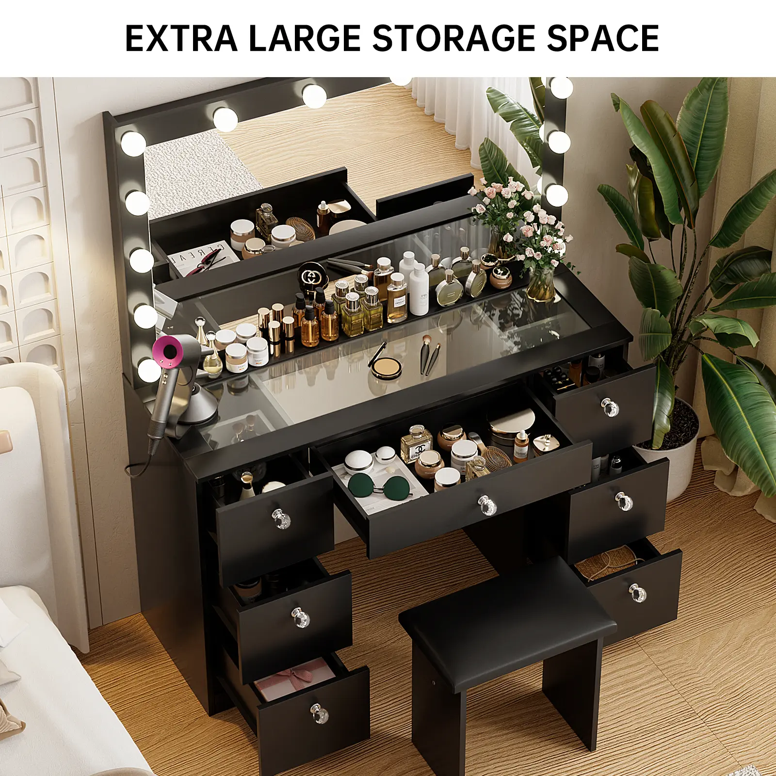 Black & Glass Desktop