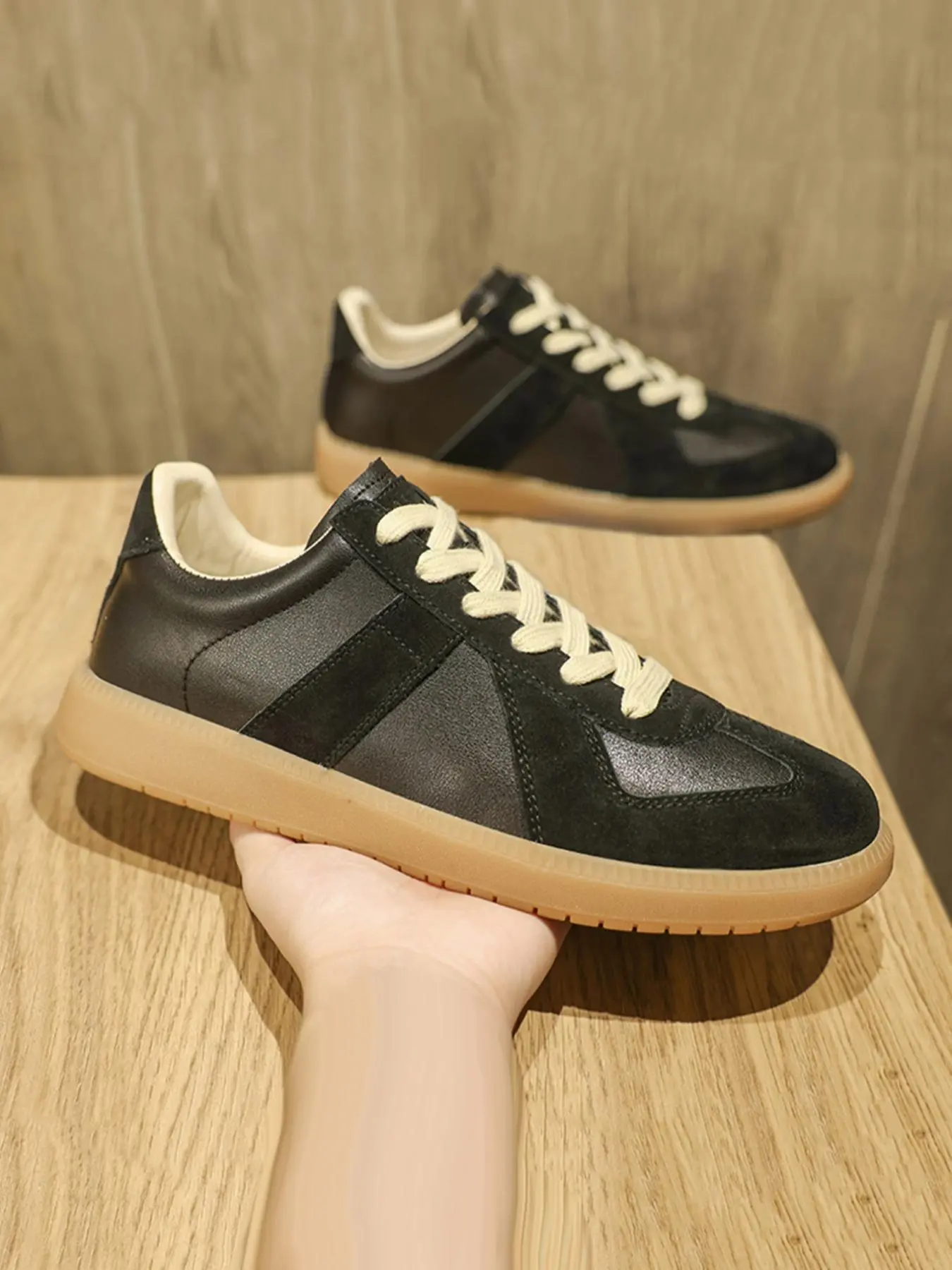 Men's Colorblock Lace Up Low Top Sneakers, Casual Comfortable Breathable Sports Running Shoes, Sneakers for Daily Wear, Closed Men's German Training Shoes, Genuine Leather Retro Sports Sneakers, Running Footwear