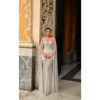 vintage dior wedding dress 17030 by Lussano. Shop online & schedule a fitting at Ana Koi Bridal Explore the exquisite Dior 17030 wedding dress designed by Lussano. What is your favorite celebrity