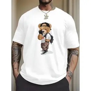 Fashion TrendsCartoon teddy bear print, men's graphic design round neck T-shirt, summer casual and comfortable T-shirt, daily resort men's tops, suitable for men, women, moms and friends, couple style, fashionable and loose, youthful and energetic