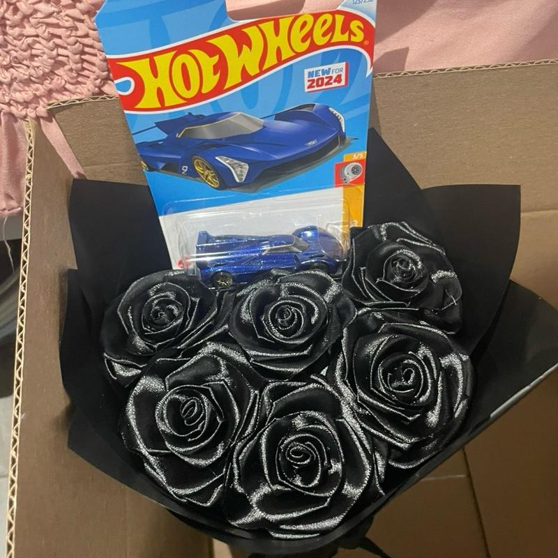 Hotwheel Bouquet - Customizable Rose Arrangement with Roses & Hotwheel Race Car Gift Eternal Flowers for Mom Girlfriend Mother Day Decorative Royal Blue Satin Ribbon Fruit Plants