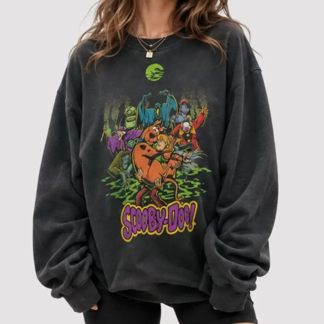 Scooby-Doo Retro Halloween Sweatshirt with Mystery Inc Vintage Design for Spooky Season Fun