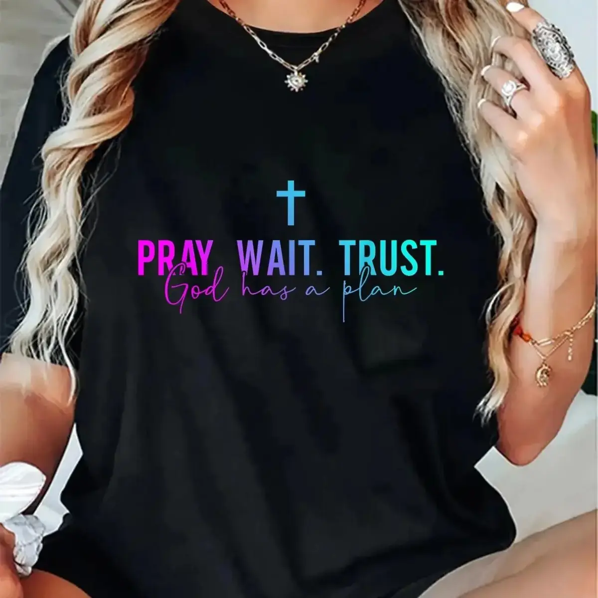 Women's Vintage 'Pray Wait Trust' Faith Graphic T-Shirt, Casual Cotton Short Sleeve Round Neck Top for Summer, Text Printing, Shortsleeve, Comfortable