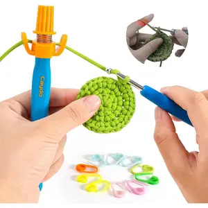 Crochet Tension Tool for Beginners, Ergonomic Yarn Guide Holder, Tension Control Crochet Helper, Comfort Handle for Left & Right Hander, Portable Crochet Accessories Gift for Crocheters & Knitters