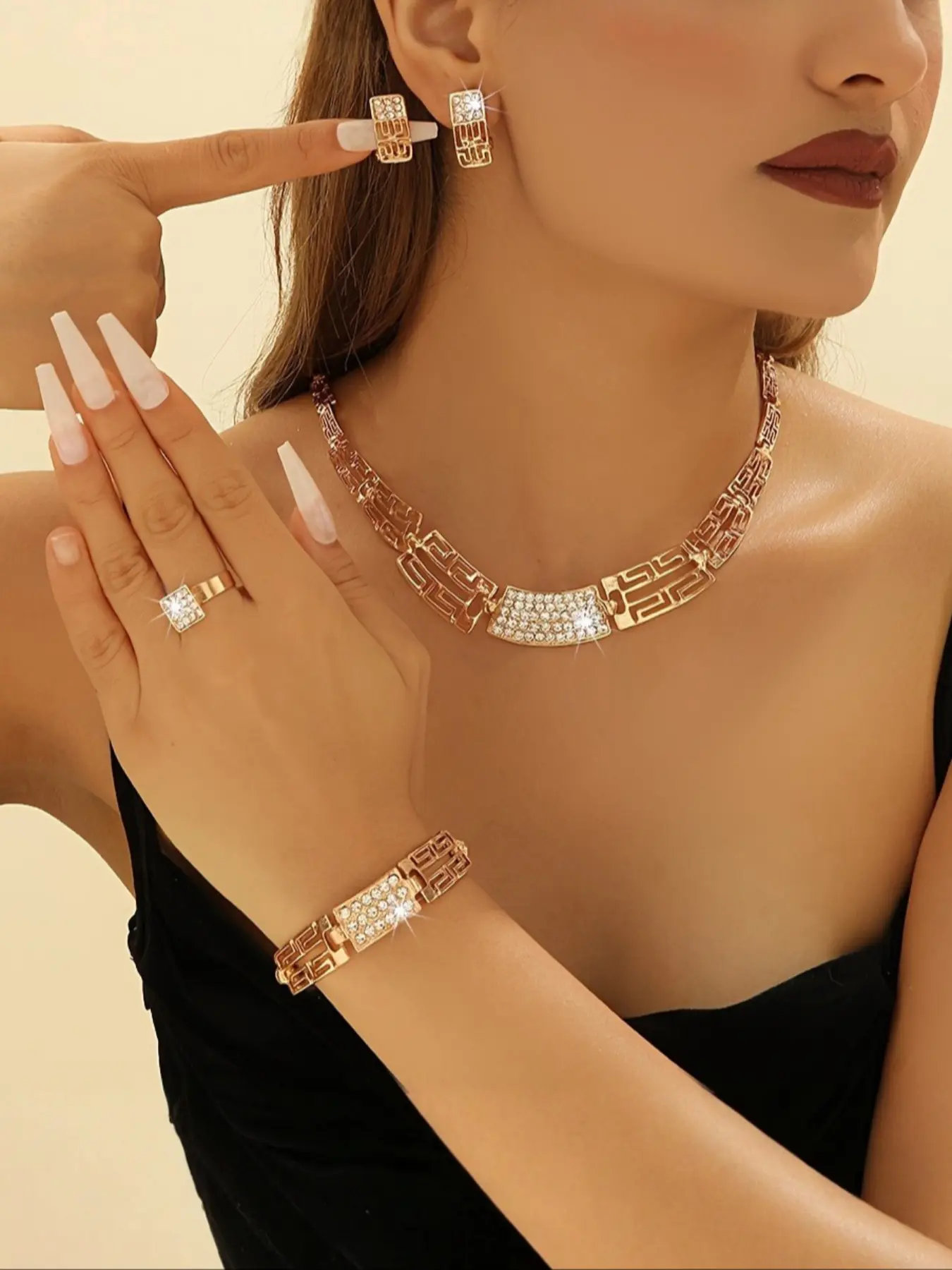 Boho Style Vintage Jewelry Set, Accessories Set, 4 Piece 14K Golden Plated Zinc Alloy Rhinestone Accents, Synthetic Stones Necklace, Bracelet, Earrings, Ring Ensemble Weddings, Parties, Mardi Gras Floral Pattern Matching Set, Accessory Set